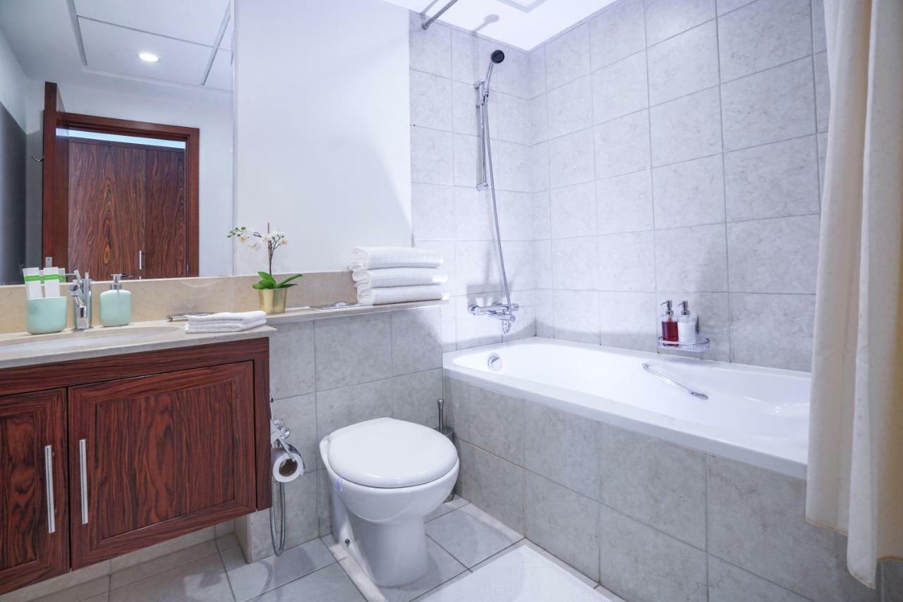 Elite Royal Apartment - Full Burj Khalifa & Fountain View - Opal - 2 Bedrooms Plus 1 Open Bedroom Without Partition ドバイ エクステリア 写真