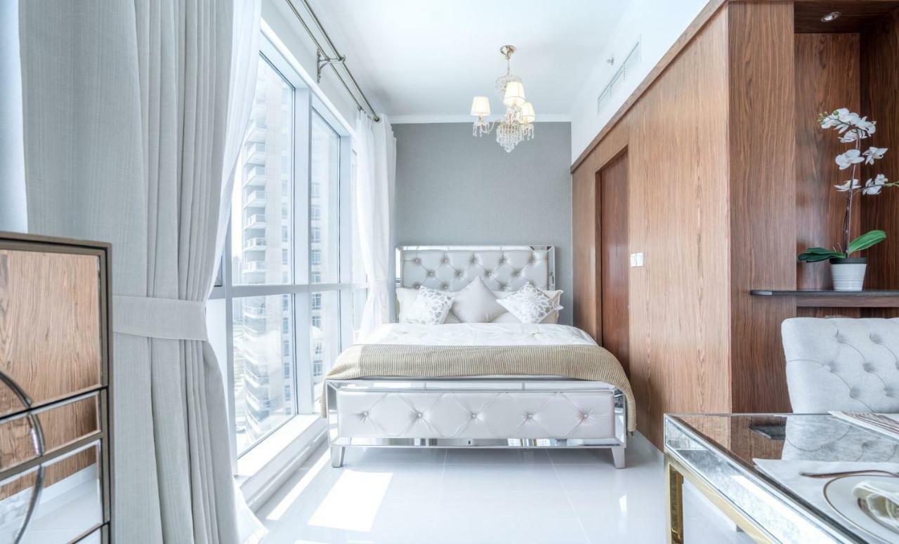 Elite Royal Apartment - Full Burj Khalifa & Fountain View - Opal - 2 Bedrooms Plus 1 Open Bedroom Without Partition ドバイ エクステリア 写真